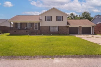 834 Beuer Dr, Fayetteville, NC 28314