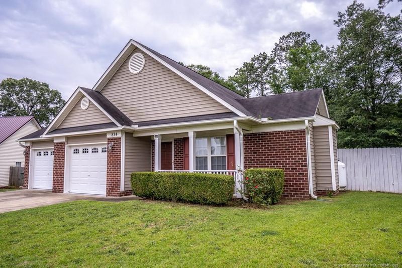 834 Broadmore Dr, Fayetteville, NC 28314