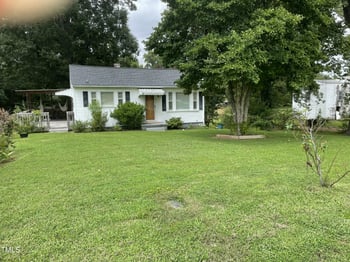 834 Buckner St, Graham, NC 27253