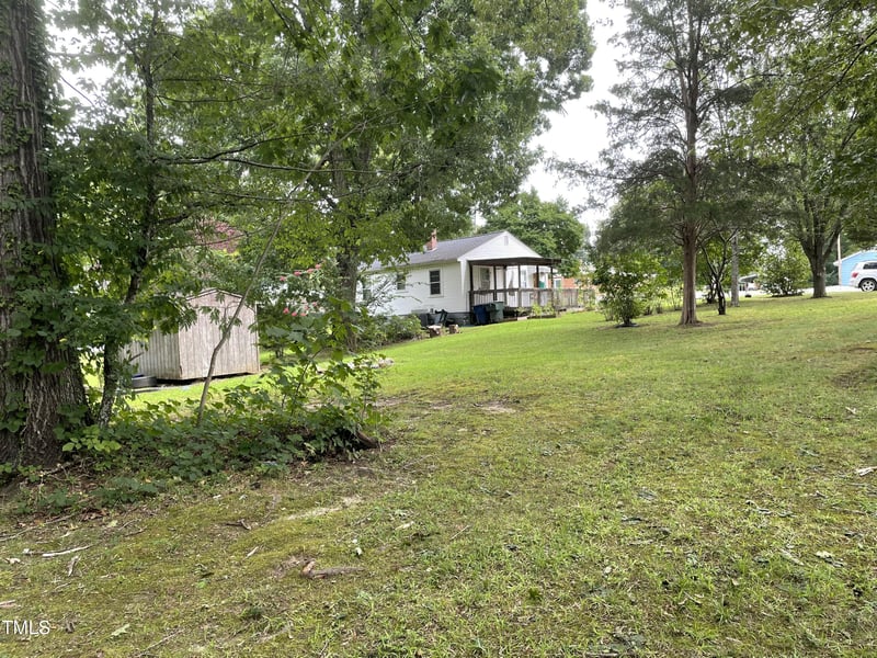 834 Buckner St, Graham, NC 27253