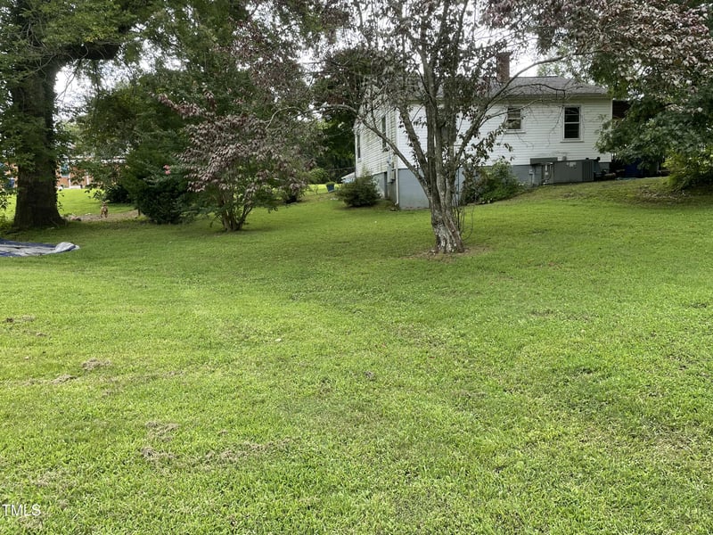 834 Buckner St, Graham, NC 27253