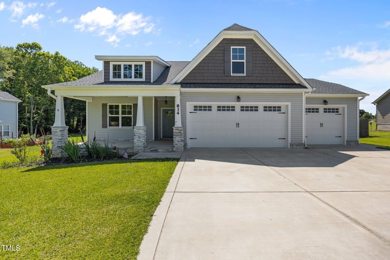 834 Mamie Upchurch Rd, Lillington, NC 27546