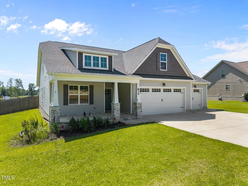 834 Mamie Upchurch Rd, Lillington, NC 27546