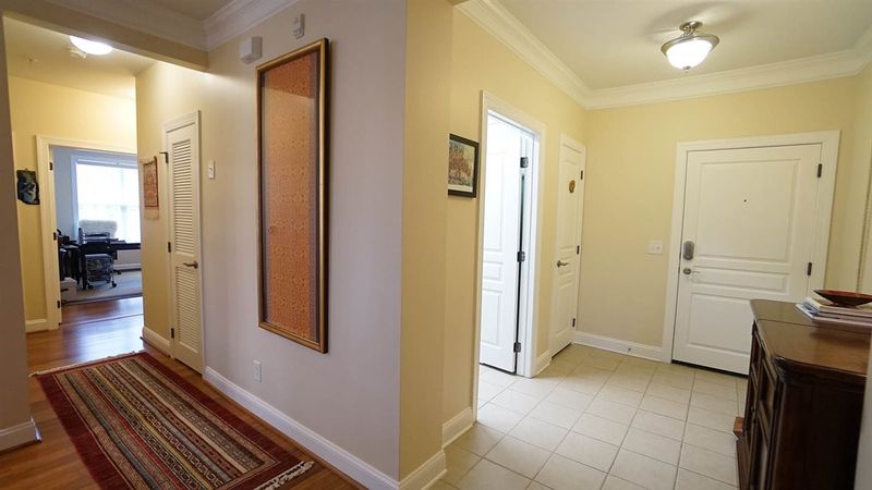 834 Providence Glen Rd #834, Chapel Hill, NC 27514