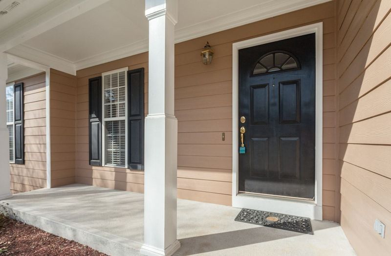 834 Shackleton Rd, Apex, NC 27502