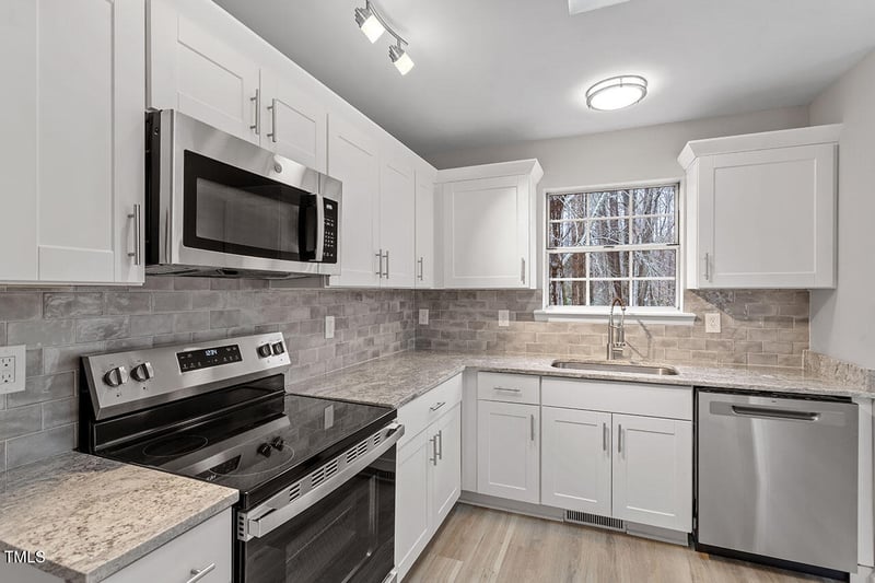 8341 Wynewood Ct, Raleigh, NC 27616