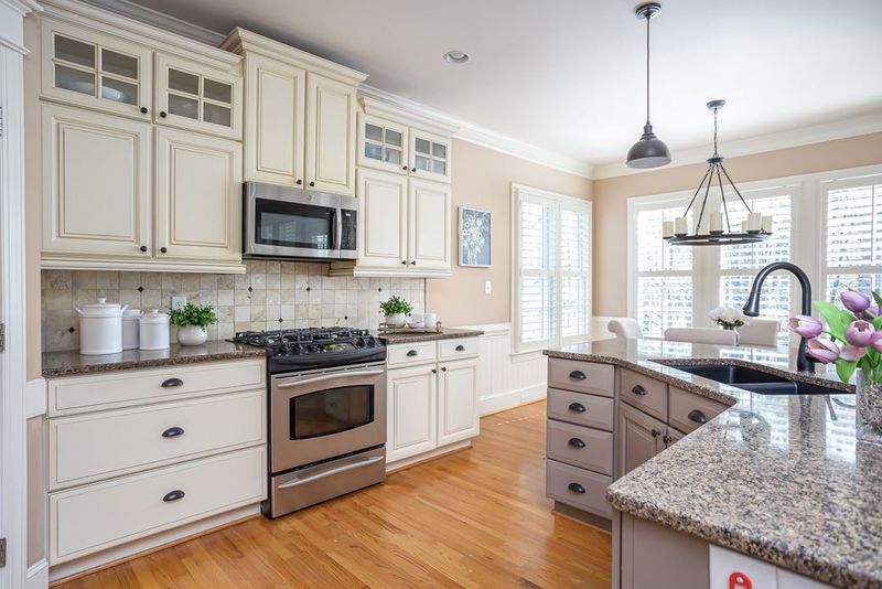8348 Wheatstone Ln, Raleigh, NC 27613