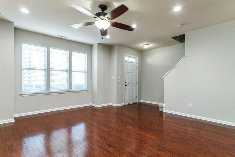 835 Carpenter Glenn Dr, Cary, NC 27519