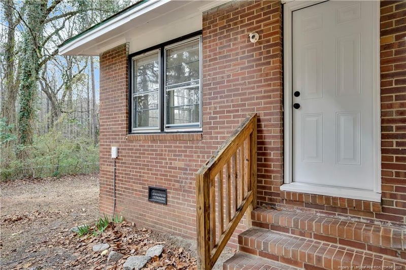 835 Durwood Dr, Fayetteville, NC 28311