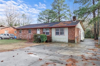 835 Dwain Dr, Fayetteville, NC 28305