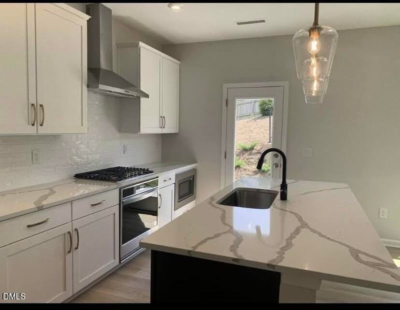 835 Oak Center Dr, Raleigh, NC 27610