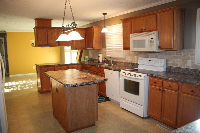8350 Hilliard Rd, Middlesex, NC 27557