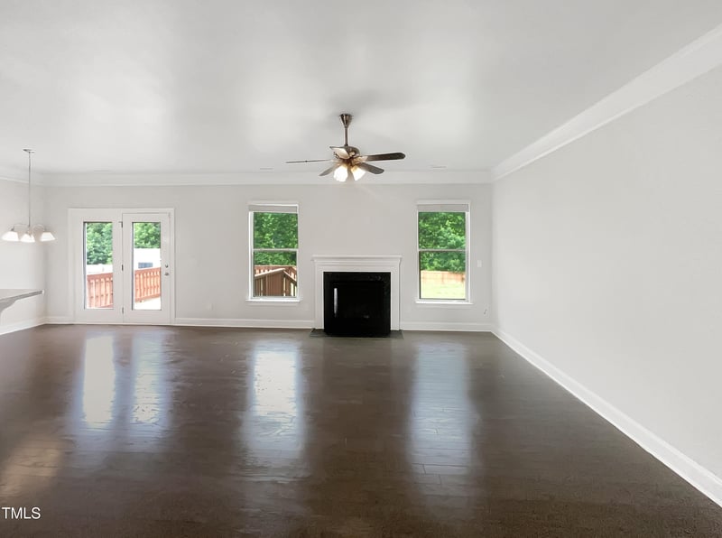 8352 Cannon Grove Dr, Willow Springs, NC 27592