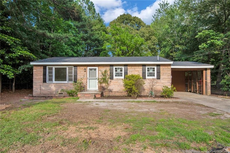 837 71st School Rd, Fayetteville, NC 28314
