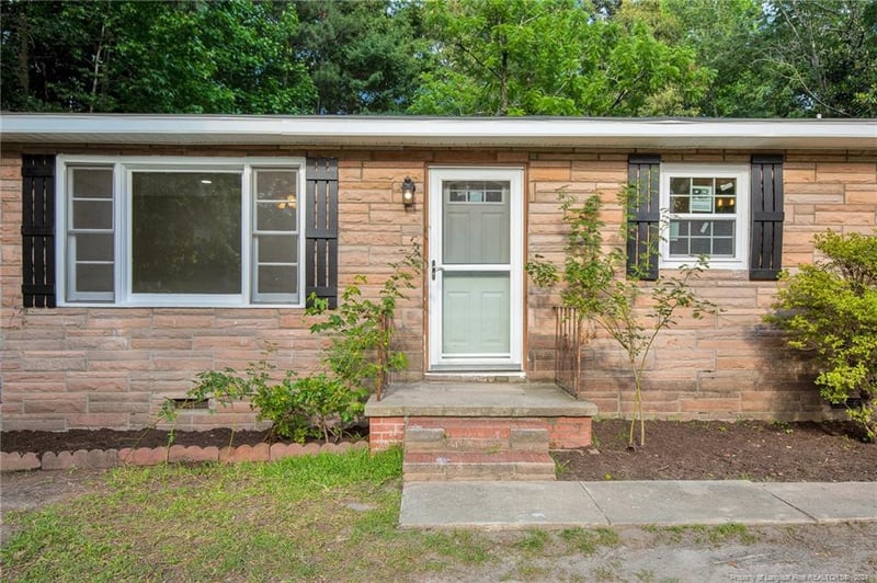 837 71st School Rd, Fayetteville, NC 28314