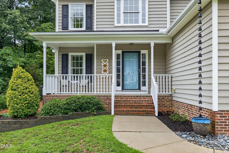 837 Ivy Valley Dr, Fuquay Varina, NC 27526