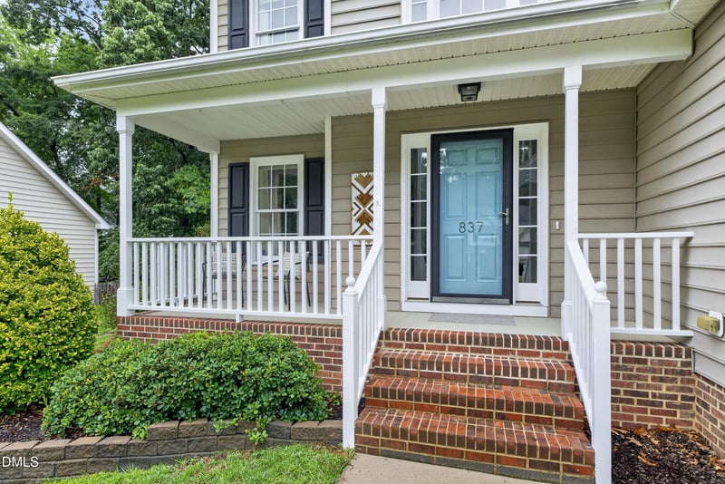 837 Ivy Valley Dr, Fuquay Varina, NC 27526