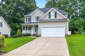 837 Ivy Valley Dr, Fuquay Varina, NC 27526