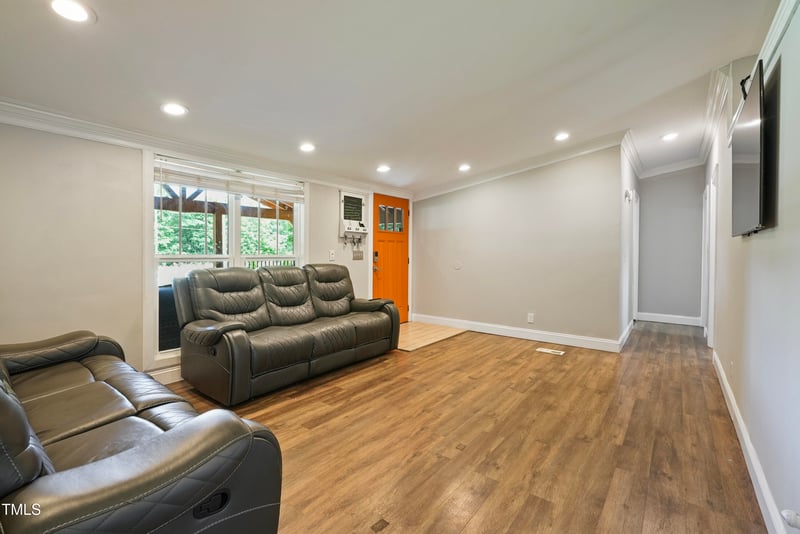 837 Lipscomb Rd, Angier, NC 27501