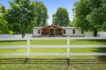 837 Lipscomb Rd, Angier, NC 27501