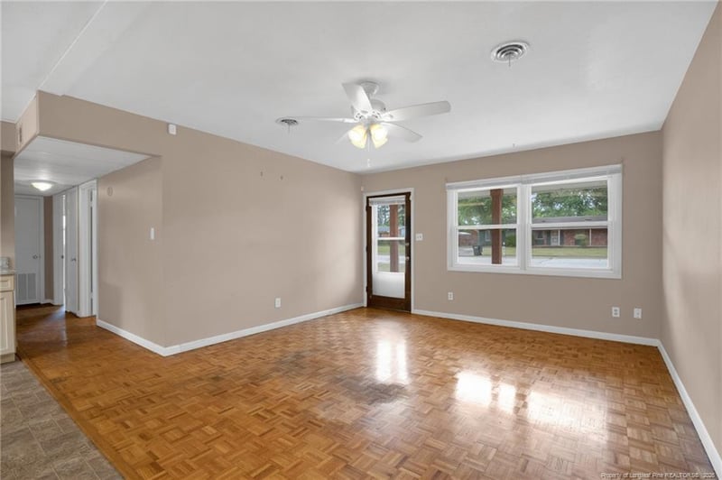 837 Montclair Rd, Fayetteville, NC 28314