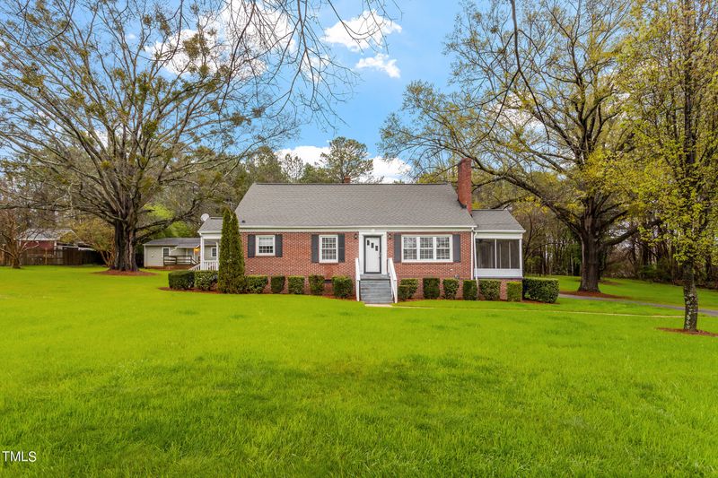 837 E Wait Ave, Wake Forest, NC 27587