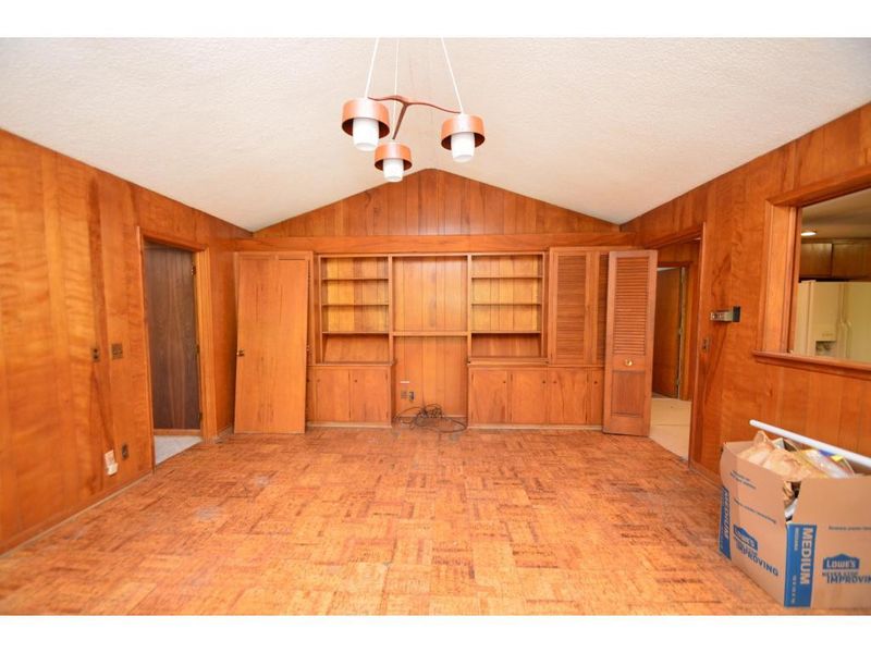838 Knollwood Falls Rd, Mebane, NC 27302