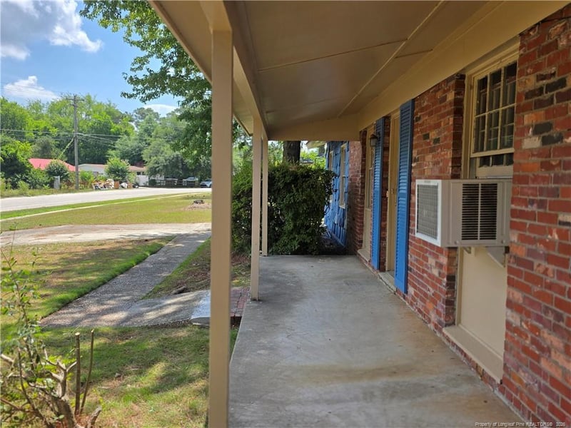 838 Montclair Rd, Fayetteville, NC 28314