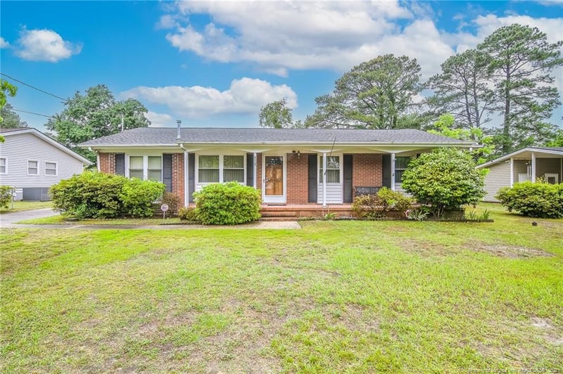 838 Moriston Rd, Fayetteville, NC 28314