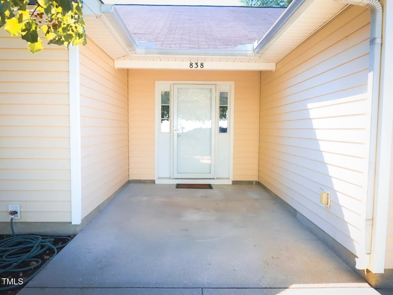 838 Nighthawk Pl, Fayetteville, NC 28314