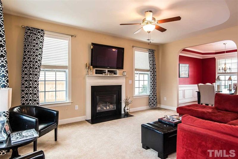 838 Sequoia Ridge Dr, Fuquay Varina, NC 27526