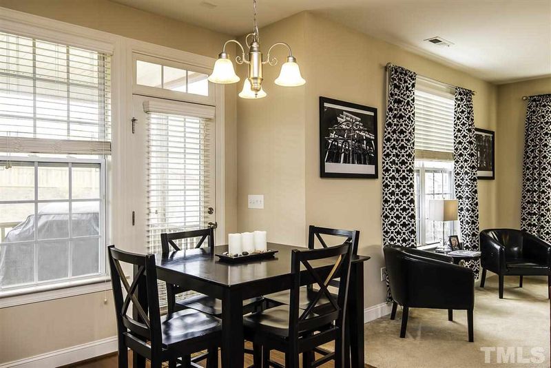 838 Sequoia Ridge Dr, Fuquay Varina, NC 27526