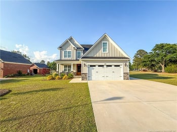 838 Three Wood Dr, Fayetteville, NC 28312