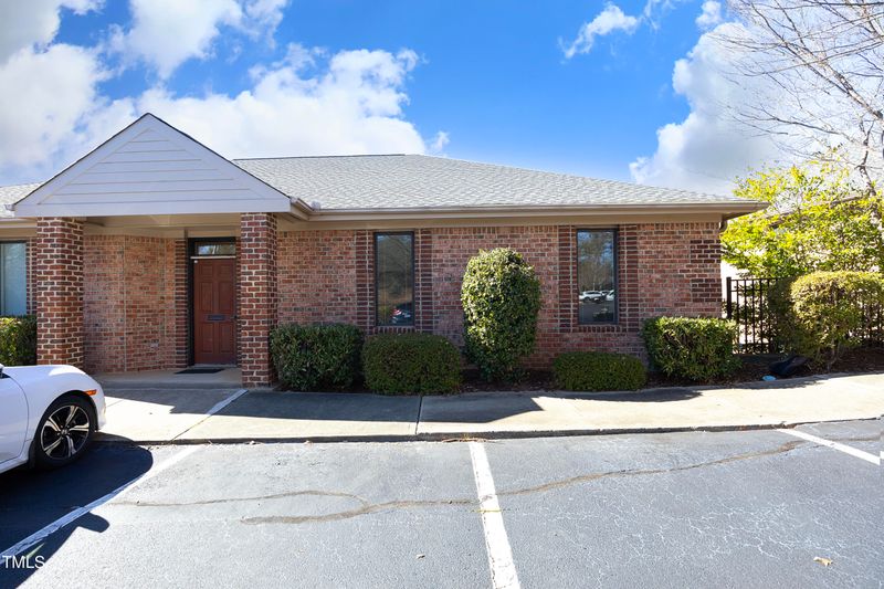 8380 Six Forks Rd #201, Raleigh, NC 27615