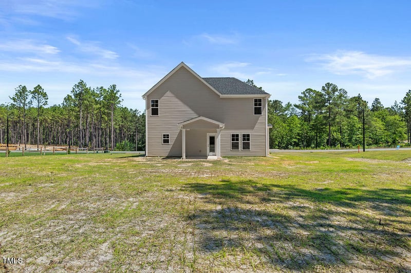 839 Rhum Dr, Fayetteville, NC 28311