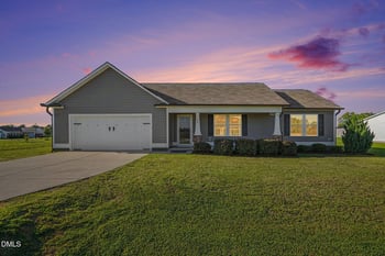 84 Beaver Tavern Dr, Benson, NC 27504