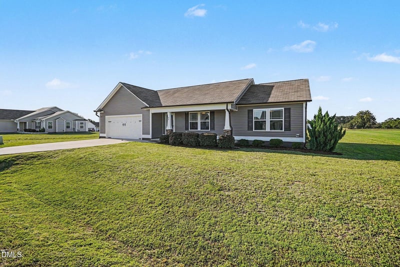 84 Beaver Tavern Dr, Benson, NC 27504