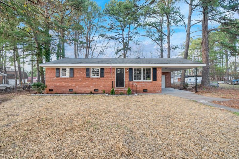 84 Brentwood Dr, Selma, NC 27576