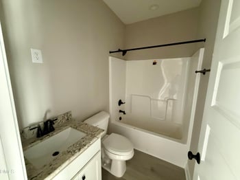 84 Bryant Farm Dr, Selma, NC 27576