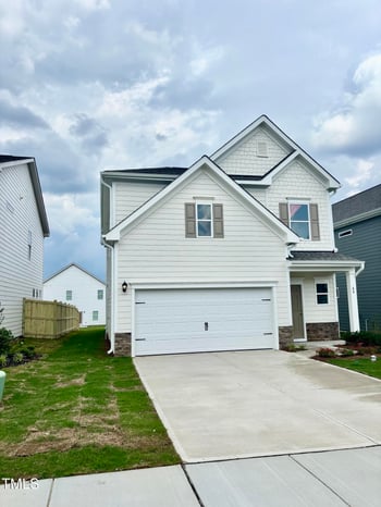 84 Commons Cir, Clayton, NC 27520