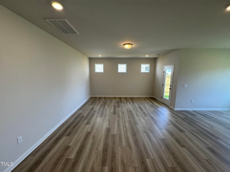 84 Commons Cir, Clayton, NC 27520