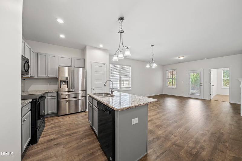 84 Crawford Pw, Clayton, NC 27520