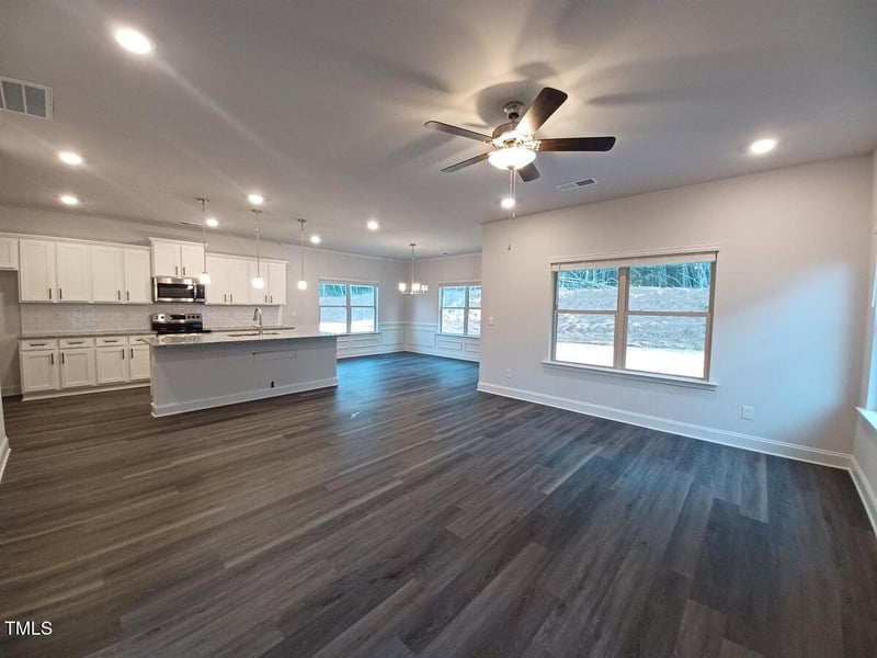84 Decatur Dr, Fuquay Varina, NC 27526