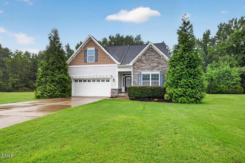 84 Dot Ct, Fuquay Varina, NC 27526