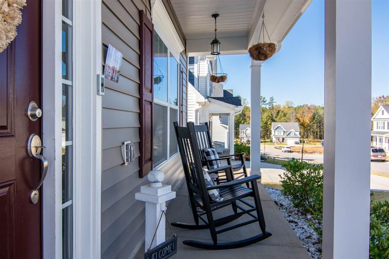 84 W Falcon Ct, Clayton, NC 27520