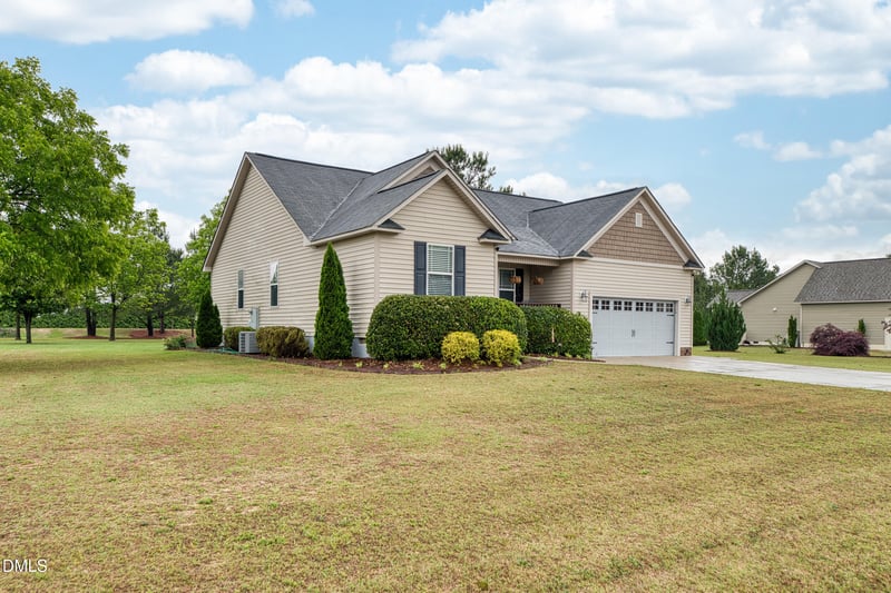 84 Langdon Farms Dr, Smithfield, NC 27577
