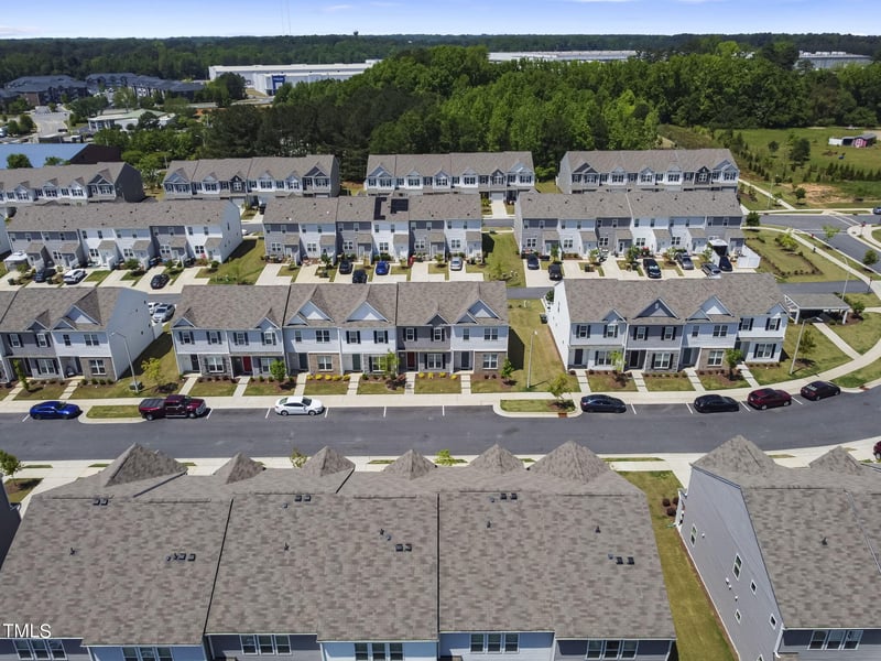 84 Liam St, Clayton, NC 27520