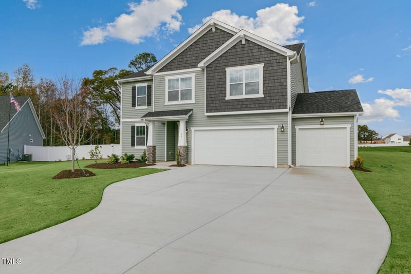 84 Lynncrest Way, Four Oaks, NC 27524