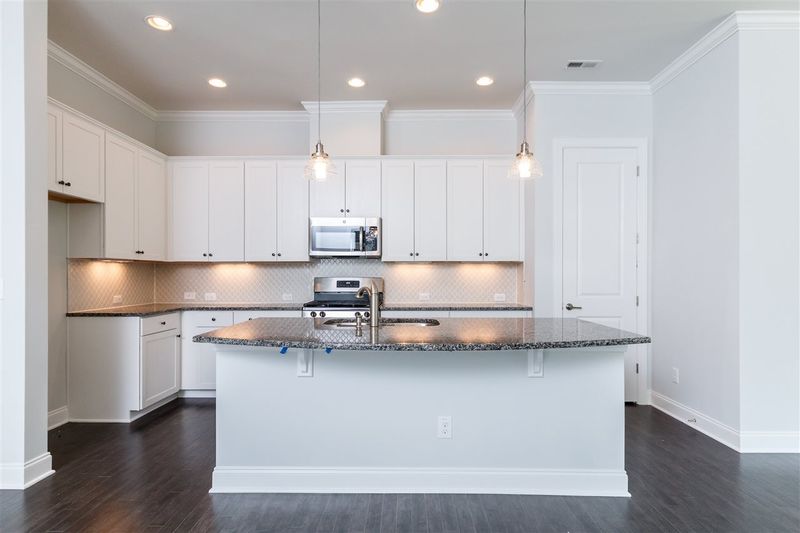 84 Middleton Pl, Chapel Hill, NC 27516
