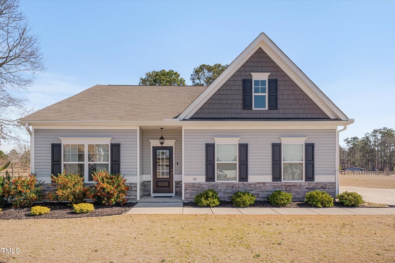 84 Nonabell Ln, Four Oaks, NC 27524